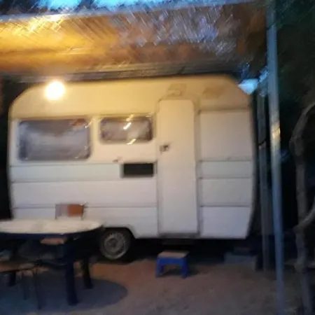 Su Pinnetu Campsite *