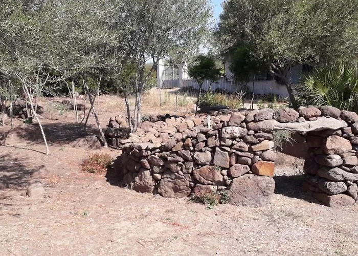 Su Pinnetu Κάμπινγκ *